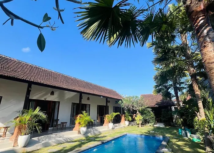 Wiryaroja - Quite Garden In 3* Canggu