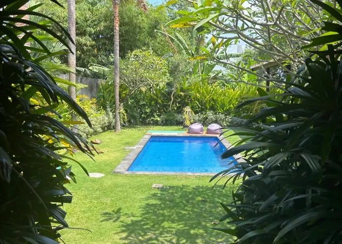 Wiryaroja - Quite Garden In